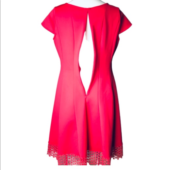Donna Ricco Raspberry Dress with Cap Sleeves - Picture 3 of 5